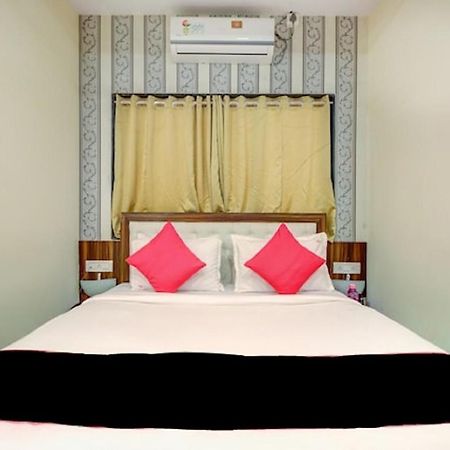 Hotel De Classico Juhu Mumbai Exterior photo
